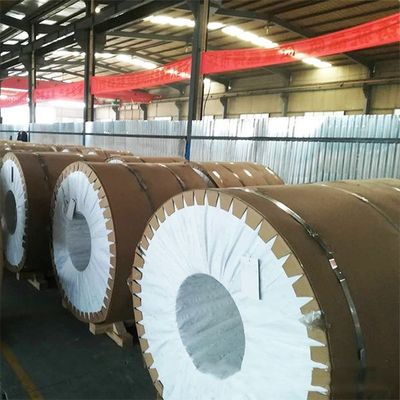 η σπείρα T351 T851 λουρίδων αργιλίου 2600mm μετρίασε σκληρά το τεράστιο φύλλο αλουμινίου αλουμινίου ρόλων