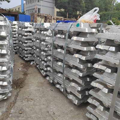 Ο μύλος τελειώνει τα πλινθώματα A7 99,9 αργιλίου και το κράμα A8 99,85% ομαλό